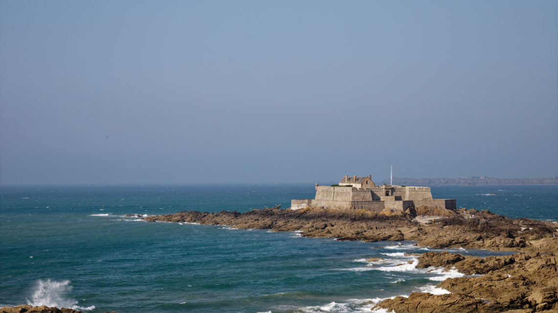 Saint Malo, derrière les remparts…