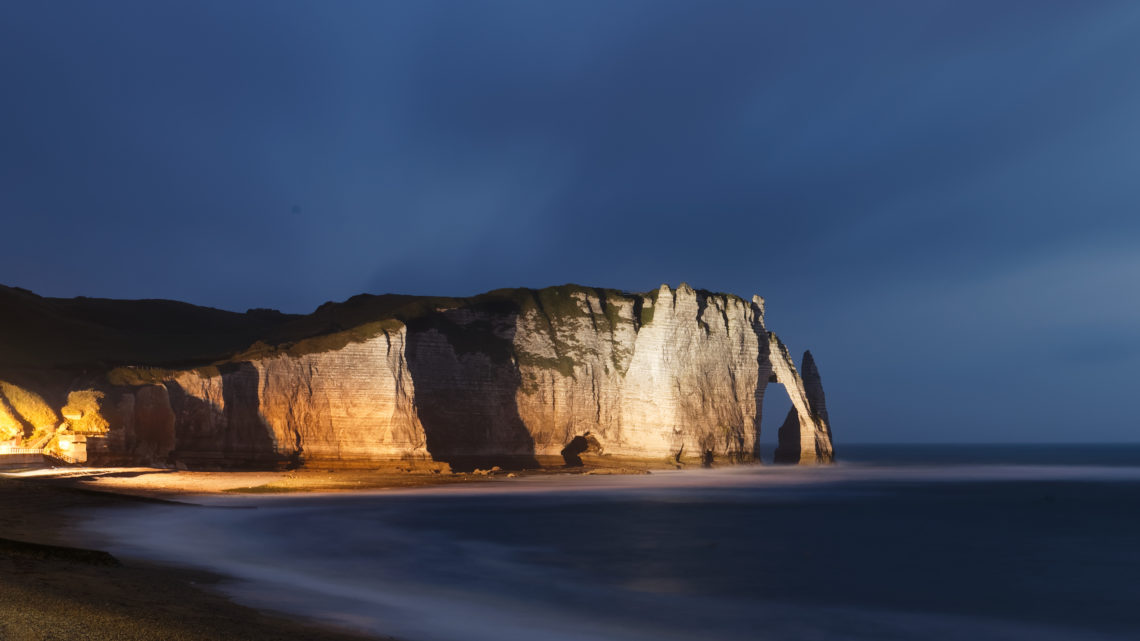 Une nuit à Etretat